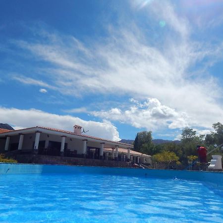 ホテル Hosteria Municipal De Angastaco エクステリア 写真