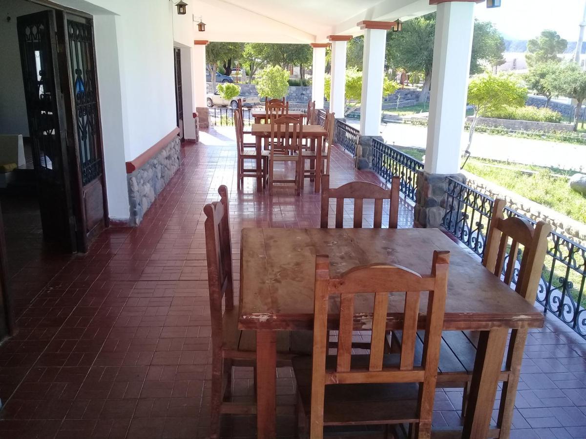 ホテル Hosteria Municipal De Angastaco エクステリア 写真